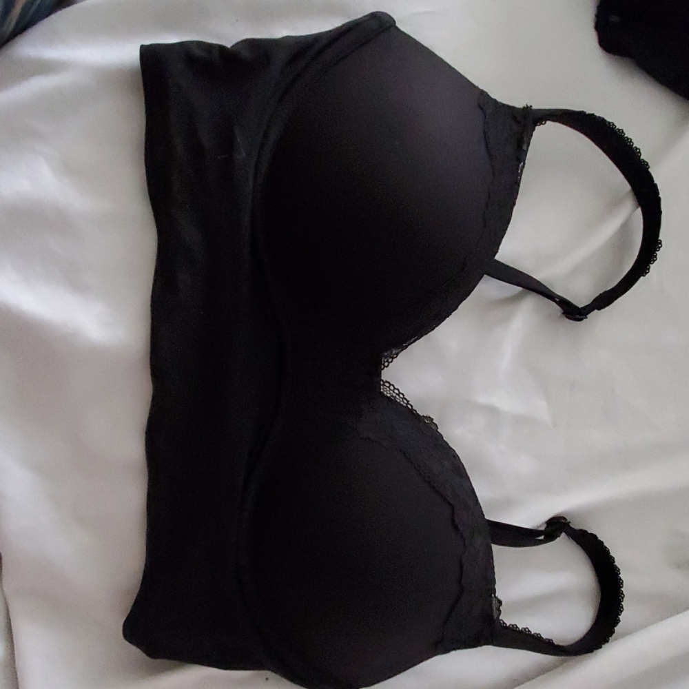 Wireless body by Victoria push up